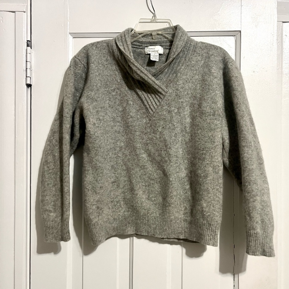 Vintage wool Sweater